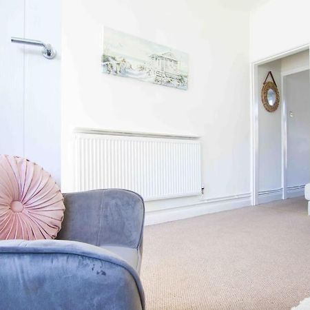 Beautiful 2 Bedroom House Close To The Seaside Cleethorpes Kültér fotó