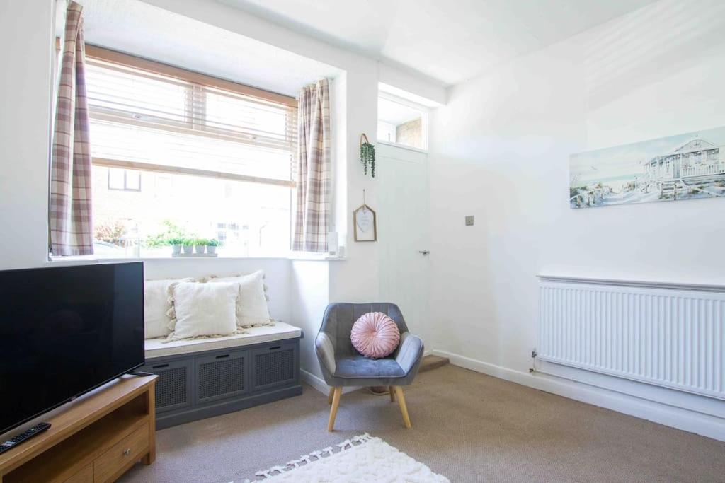 Beautiful 2 Bedroom House Close To The Seaside Cleethorpes Kültér fotó