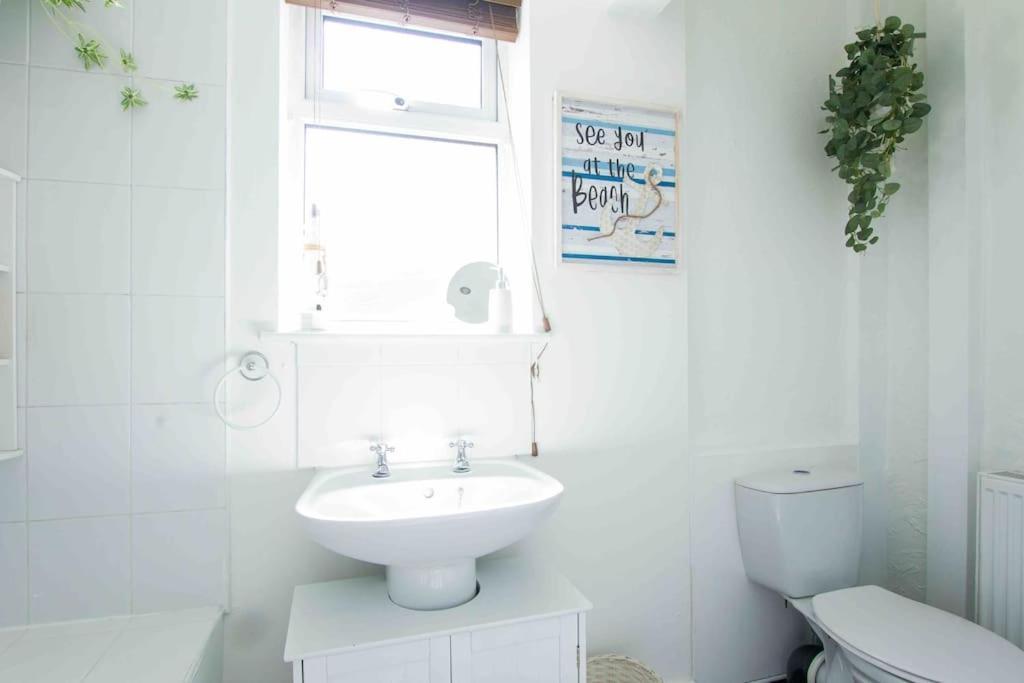 Beautiful 2 Bedroom House Close To The Seaside Cleethorpes Kültér fotó