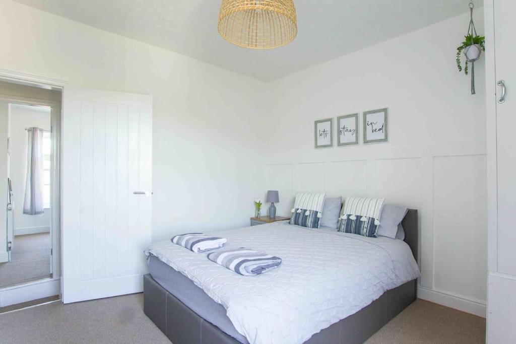 Beautiful 2 Bedroom House Close To The Seaside Cleethorpes Kültér fotó